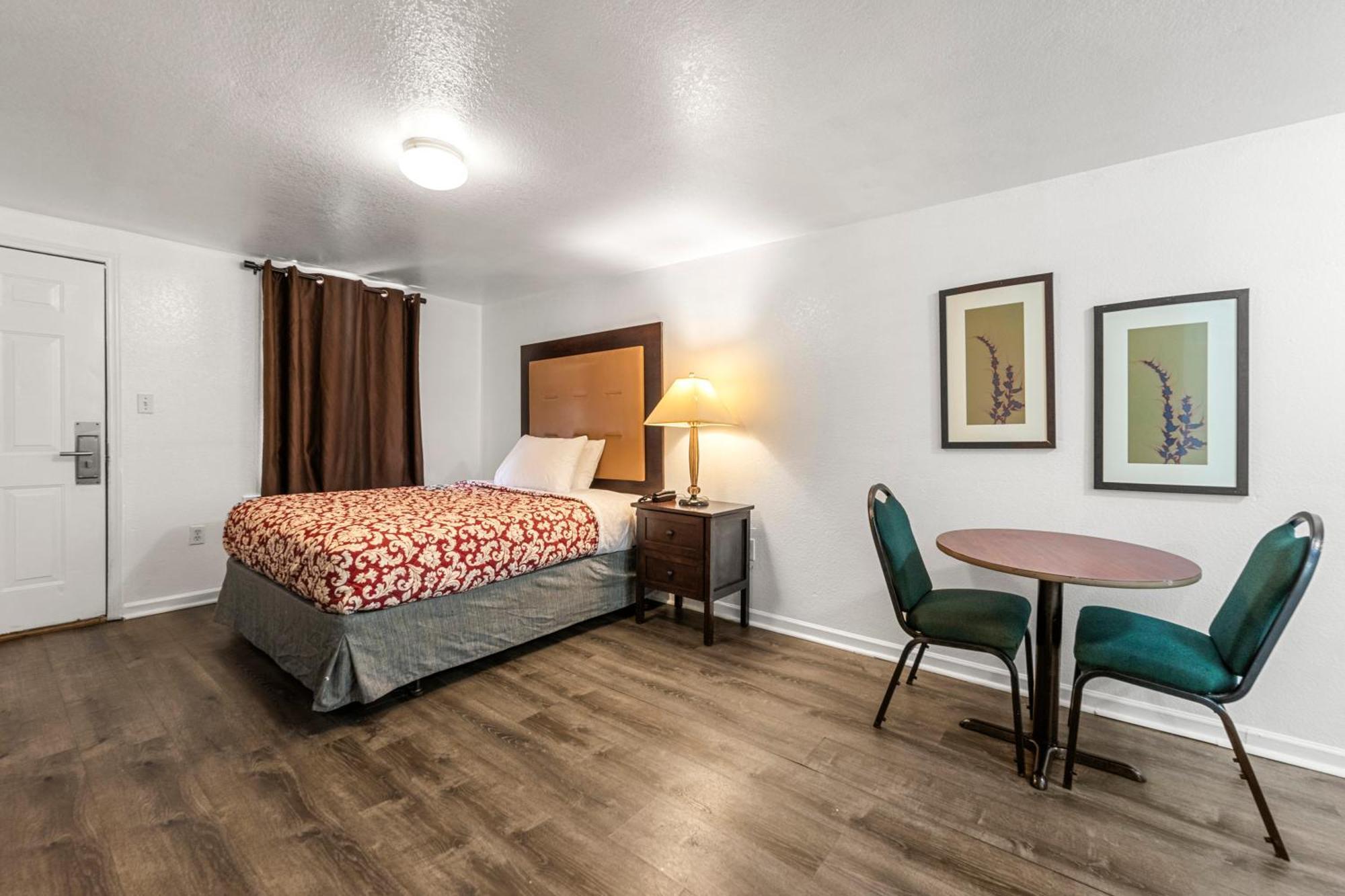 Extended Stay Studios Монтгомери Экстерьер фото