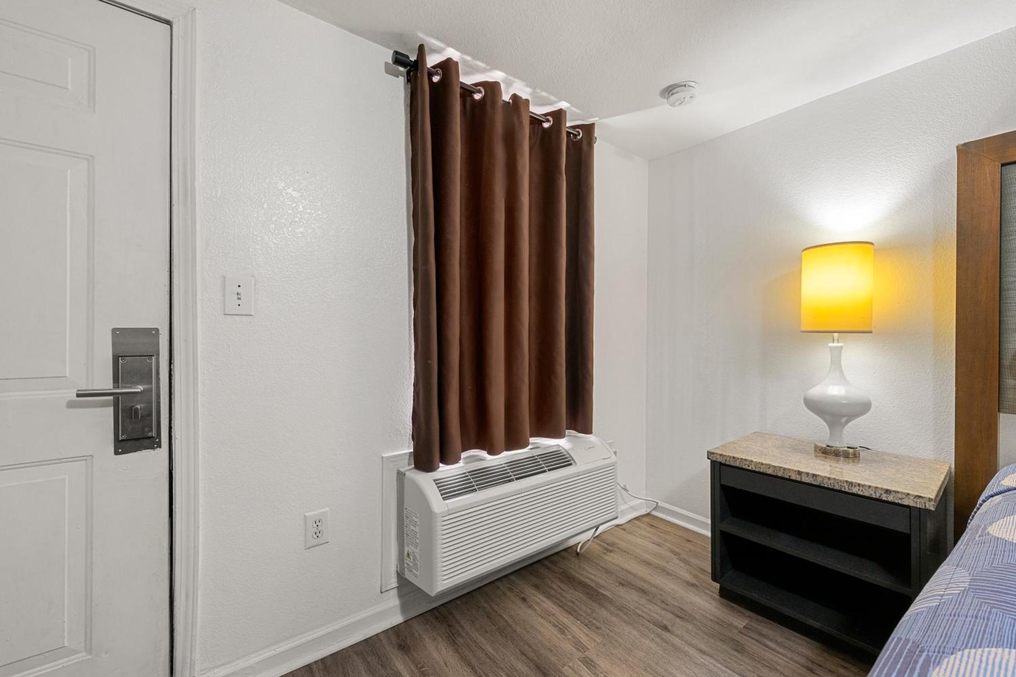 Extended Stay Studios Монтгомери Экстерьер фото